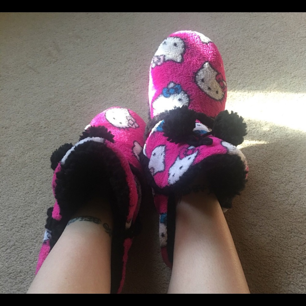 Hello kitty bootie slippers